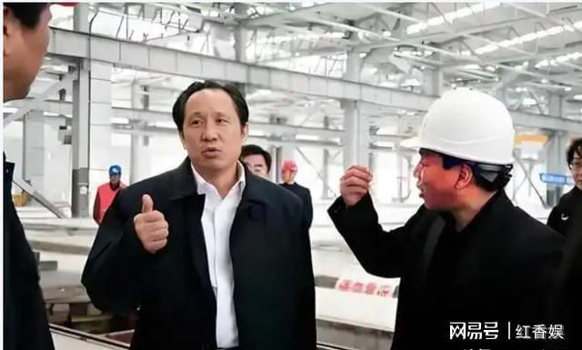 歌手不做非要给人当情妇下场咎由自取pg试玩一手好牌打得稀碎！好好的(图3)