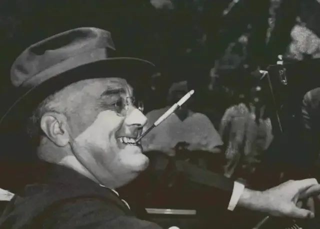 是一支天价雇佣军美国果然又在篡改历史！pg电子免费模拟器陈纳德“飞虎队”：只(图7)